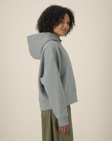 Voicer - Der Boxy Unisex-Hoodie aus recycelter Baumwolle - Misty Grey - XS bedrucken, Art.-Nr. STSU256C138XS