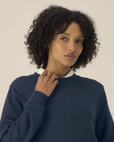 Stella Thinker - Das Damen-Rundhals-Sweatshirt aus recycelter Baumwolle - French Navy - XXL bedrucken, Art.-Nr. STSW254C7272X Stella Thinker - Das Damen-Rundhals-Sweatshirt aus recycelter Baumwolle - French Navy - XXL bedrucken, Art.-Nr. STSW254C7272X