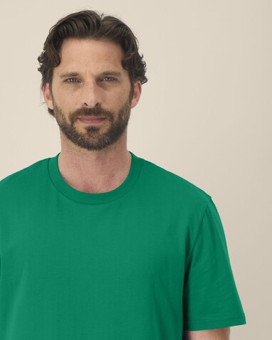 Creator 2.0 - Das Iconic Unisex-T-Shirt - Verdant Green - M bedrucken, Art.-Nr. STTU169C1371M