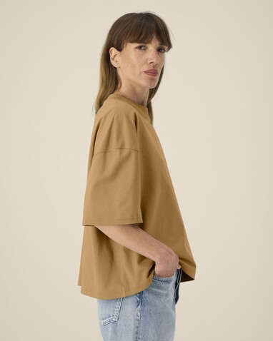 Hypster - Das Unisex-T-Shirt Boxy aus recycelter Baumwolle - Grounded Beige - XS bedrucken, Art.-Nr. STTU258C152XS