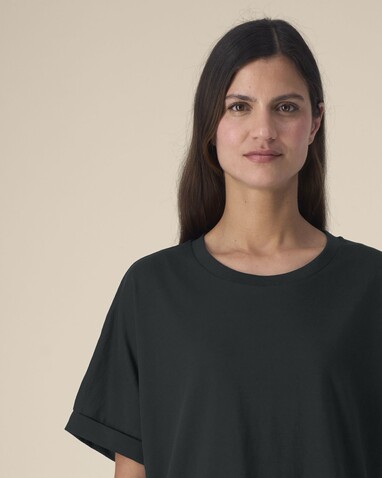 Stella Collider - Das Oversized Damen-T-Shirt mit gekrempelten Ärmeln - Black - XS bedrucken, Art.-Nr. STTW089C002XS Stella Collider - Das Oversized Damen-T-Shirt mit gekrempelten Ärmeln - Black - XS bedrucken, Art.-Nr. STTW089C002XS