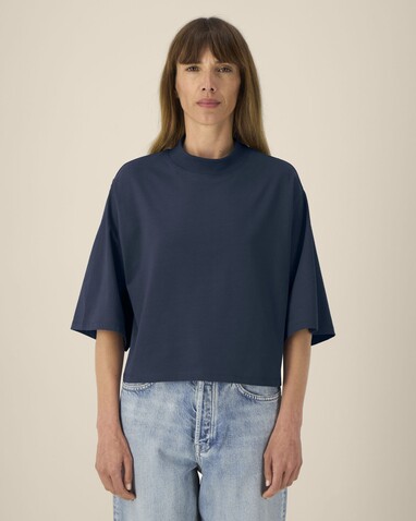 Stella Raya - Das kurze Damen-T-Shirt aus recycelter Baumwolle - French Navy - L bedrucken, Art.-Nr. STTW259C7271L Stella Raya - Das kurze Damen-T-Shirt aus recycelter Baumwolle - French Navy - L bedrucken, Art.-Nr. STTW259C7271L