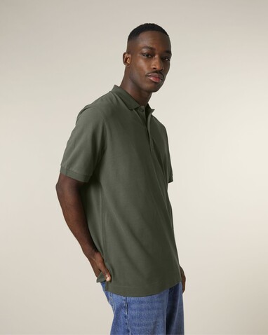Prepster 2.0 - Das Unisex-Polo - Khaki - M bedrucken, Art.-Nr. STPU222C2231M Prepster 2.0 - Das Unisex-Polo - Khaki - M bedrucken, Art.-Nr. STPU222C2231M