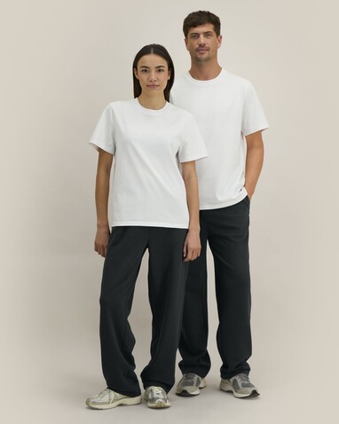 Needer - Die Unisex‑Jogginghose mit entspanntem Straight‑Leg‑Schnitt - Black - XL bedrucken, Art.-Nr. STBU274C0021X Needer - Die Unisex‑Jogginghose mit entspanntem Straight‑Leg‑Schnitt - Black - XL bedrucken, Art.-Nr. STBU274C0021X