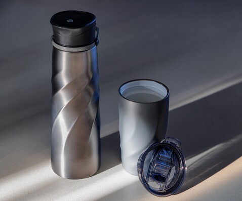 BrandCharger Trinkflasche Vortex Athletica | 1 l – stahlgrau bedrucken, Art.-Nr. 411999999_1163677 BrandCharger Trinkflasche Vortex Athletica | 1 l – stahlgrau bedrucken, Art.-Nr. 411999999_1163677