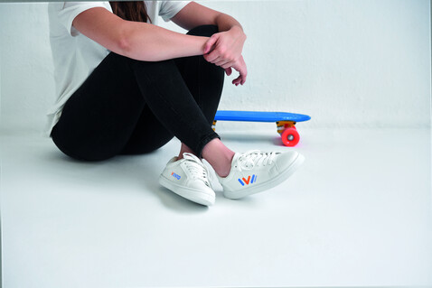 Sneakers aus PU Gr. 43 - Weiß bedrucken, Art.-Nr. MO2043-06 Sneakers aus PU Gr. 43 - Weiß bedrucken, Art.-Nr. MO2043-06