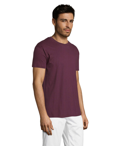 REGENT Uni T-Shirt 150g - Burgundy bedrucken, Art.-Nr. S11380-BG-3XL REGENT Uni T-Shirt 150g - Burgundy bedrucken, Art.-Nr. S11380-BG-3XL