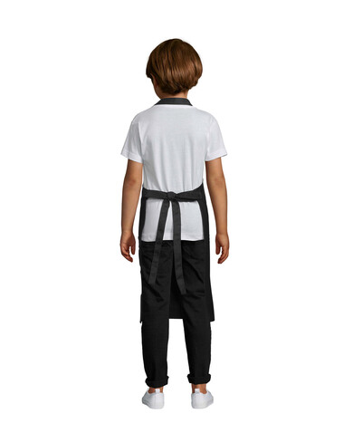 GALA KIDS APRON WITH POCKET - Schwarz bedrucken, Art.-Nr. S00599-BK-M GALA KIDS APRON WITH POCKET - Schwarz bedrucken, Art.-Nr. S00599-BK-M