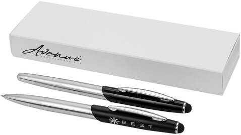 Geneva Stylus Kugelschreiber- und Tintenrollerset (blaue Mine), silber, schwarz bedrucken, Art.-Nr. 10667000 Geneva Stylus Kugelschreiber- und Tintenrollerset (blaue Mine), silber, schwarz bedrucken, Art.-Nr. 10667000