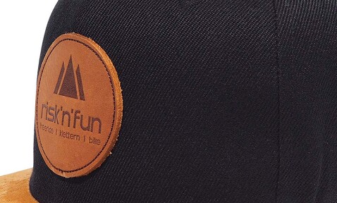 Snapback Cap - inkl. Lederpatch mit Logo als Heißprägung bedrucken, Art.-Nr. L6008