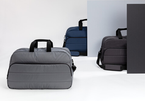 Impact AWARE™ RPET Wochenendtasche schwarz bedrucken, Art.-Nr. P762.021