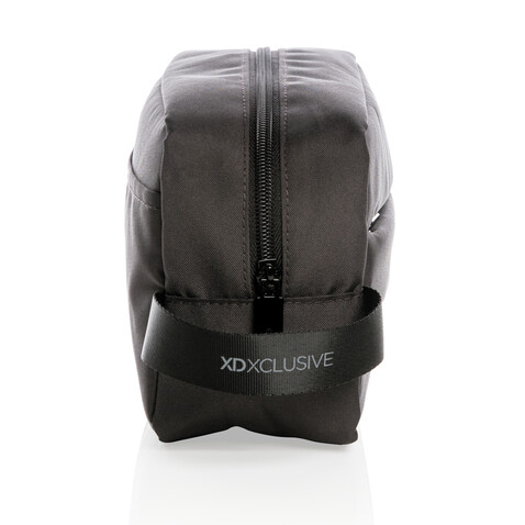 Impact AWARE™ RPET Kulturtasche schwarz bedrucken, Art.-Nr. P820.201