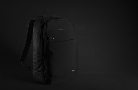 Swiss Peak Rucksack mit UV-Sterilisations-Tasche schwarz bedrucken, Art.-Nr. P762.551 Swiss Peak Rucksack mit UV-Sterilisations-Tasche schwarz bedrucken, Art.-Nr. P762.551