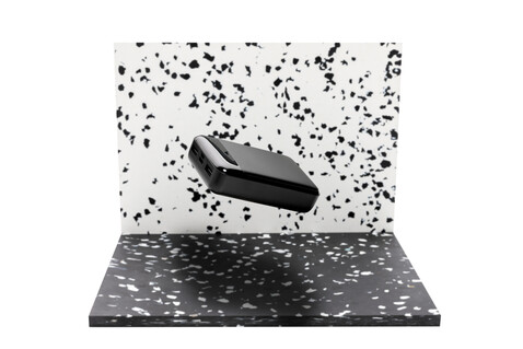 10.000 mAh Powerbank aus RCS Standard recyceltem Kunststoff schwarz bedrucken, Art.-Nr. P322.661 10.000 mAh Powerbank aus RCS Standard recyceltem Kunststoff schwarz bedrucken, Art.-Nr. P322.661