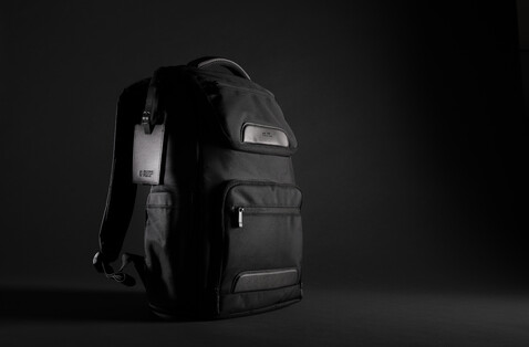 Swiss Peak AWARE™ RPET Voyager 15.6" Laptop Rucksack schwarz bedrucken, Art.-Nr. P762.881 Swiss Peak AWARE™ RPET Voyager 15.6" Laptop Rucksack schwarz bedrucken, Art.-Nr. P762.881