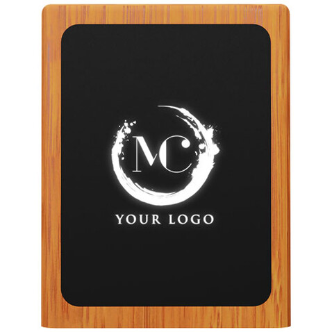 SCX.design O12 Stifthalter aus Holz mit doppeltem USB-Ausgang und Leuchtlogo, holz bedrucken, Art.-Nr. 1PX07771 SCX.design O12 Stifthalter aus Holz mit doppeltem USB-Ausgang und Leuchtlogo, holz bedrucken, Art.-Nr. 1PX07771