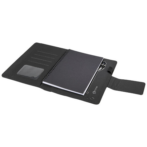 SCX.design O16 A5 Notizbuch mit Powerbank und Leuchtlogo, schwarz bedrucken, Art.-Nr. 2PX01190 SCX.design O16 A5 Notizbuch mit Powerbank und Leuchtlogo, schwarz bedrucken, Art.-Nr. 2PX01190