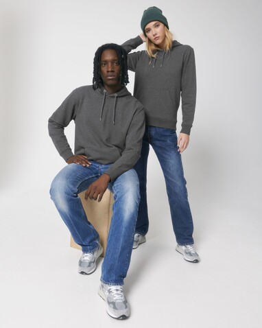 RE-Cruiser - Der Unisex-Hoodie mit trockenem Griff aus recycelter Baumwolle - RE-Black - M bedrucken, Art.-Nr. STSU800C6001M RE-Cruiser - Der Unisex-Hoodie mit trockenem Griff aus recycelter Baumwolle - RE-Black - M bedrucken, Art.-Nr. STSU800C6001M