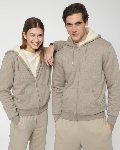 Hygger Sherpa - Der Unisex-Zip-Hoodie mit Sherpa-Futter - Heather Sand - S bedrucken, Art.-Nr. STSU956C5921S Hygger Sherpa - Der Unisex-Zip-Hoodie mit Sherpa-Futter - Heather Sand - S bedrucken, Art.-Nr. STSU956C5921S