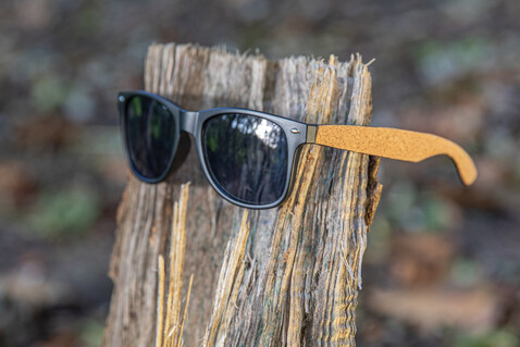 Sonnenbrille aus GRS recyceltem PC-Kunststoff mit Kork schwarz bedrucken, Art.-Nr. P453.881