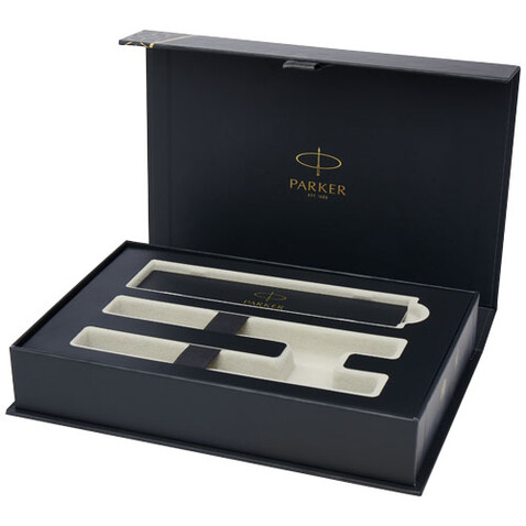 Parker IM achromatisches Kugelschreiber und Tintenroller Set mit Präsentbox (schwarze/blaue Mine), schwarz bedrucken, Art.-Nr. 10782082 Parker IM achromatisches Kugelschreiber und Tintenroller Set mit Präsentbox (schwarze/blaue Mine), schwarz bedrucken, Art.-Nr. 10782082
