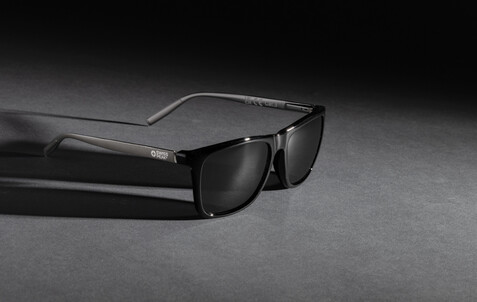 Swiss Peak polarisierte Sonnenbrille aus RCS Kunststoff schwarz bedrucken, Art.-Nr. P453.981 Swiss Peak polarisierte Sonnenbrille aus RCS Kunststoff schwarz bedrucken, Art.-Nr. P453.981