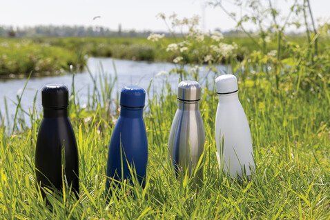 Eureka einwandige Wasserflasche aus RCS rec. Stainless-Steel blau bedrucken, Art.-Nr. P435.725 Eureka einwandige Wasserflasche aus RCS rec. Stainless-Steel blau bedrucken, Art.-Nr. P435.725
