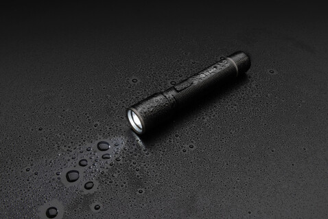 Gear X Taschenlampe aus RCS recycelt. Aluminium mit USB-Akku schwarz bedrucken, Art.-Nr. P513.901 Gear X Taschenlampe aus RCS recycelt. Aluminium mit USB-Akku schwarz bedrucken, Art.-Nr. P513.901