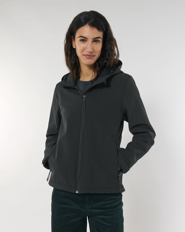Stella Discoverer - Die Damen-Softshelljacke mit Kapuze - Black - L bedrucken, Art.-Nr. STJW159C0021L Stella Discoverer - Die Damen-Softshelljacke mit Kapuze - Black - L bedrucken, Art.-Nr. STJW159C0021L